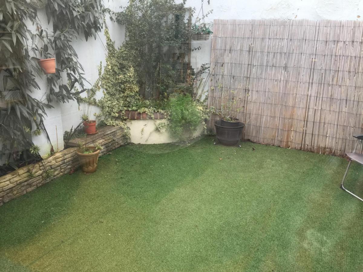 Large 2-Bed House Derbyshire Off Chatsworth Rd Chesterfield Bagian luar foto